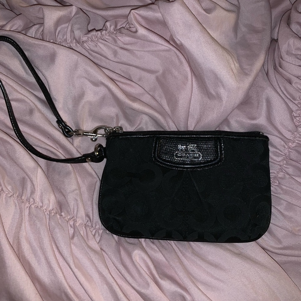 COACH small wristlet